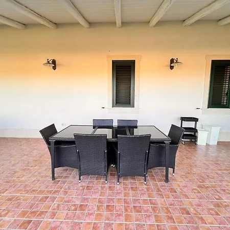Summer House Villa *