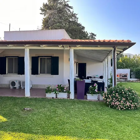 Summer House Villa